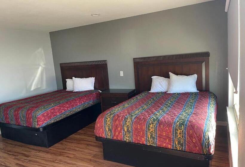 Coachlight Motel