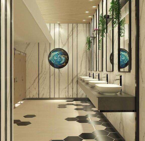 هتل Hyatt Place Makassar