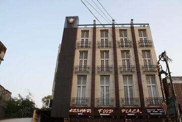 هتل Keshari Palace