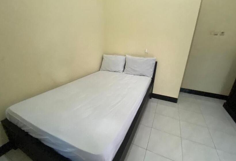 هتل Oyo Life 93258 Kos Sahabat