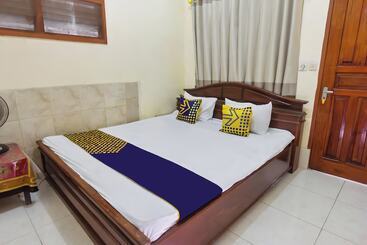 هتل Oyo Life 93405 Montong Are Residence