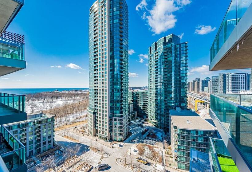 هتل Rs Boutique Suites   Fort York