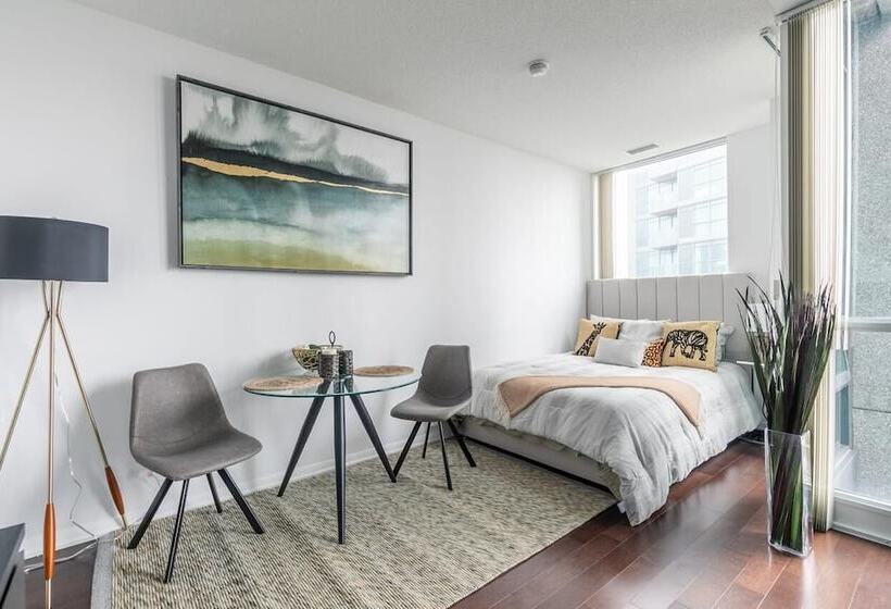 هتل Rs Boutique Suites   Fort York