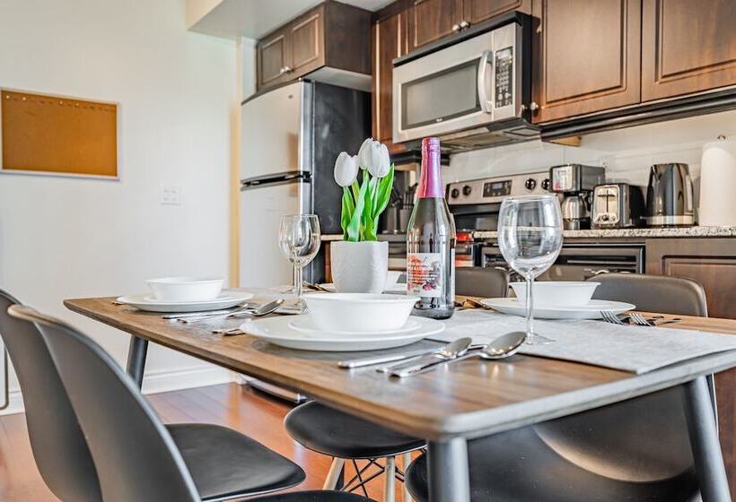 هتل Rs Boutique Suites   Fort York
