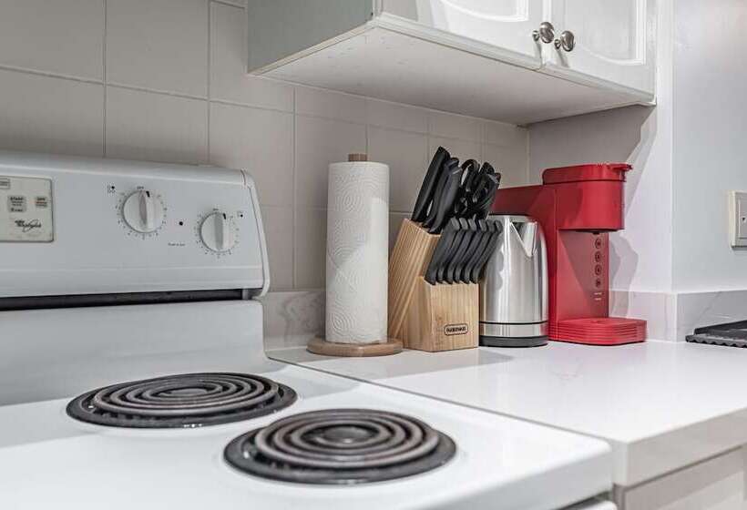هتل Rs Boutique Suites   Fort York