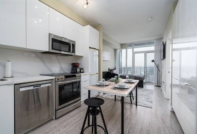 هتل Rs Boutique Suites   Fort York