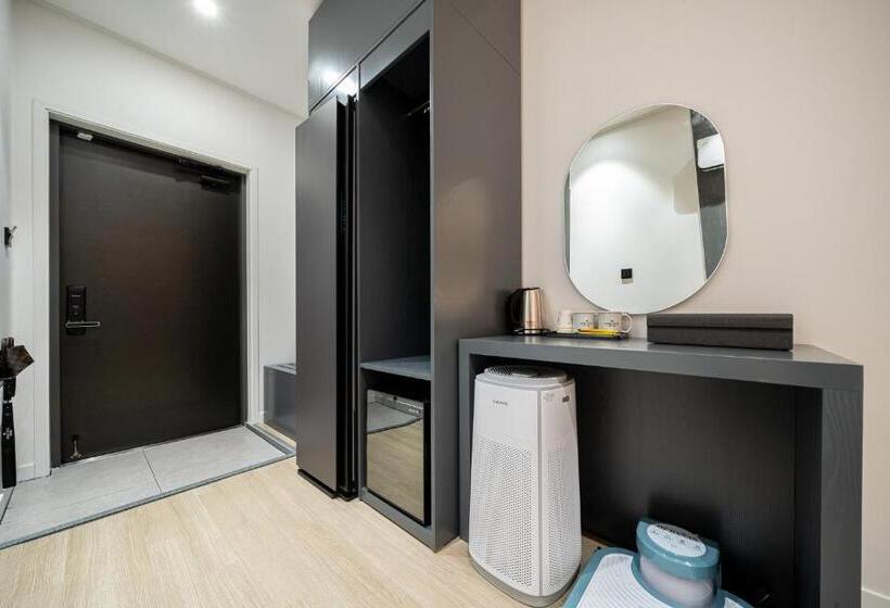 Hound Hotel Mokpo Peace Plaza