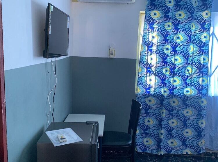 Pension (Hôtel basse catégorie) Dexoc Guest House, Amasaman les meilleures offres avec Destinia