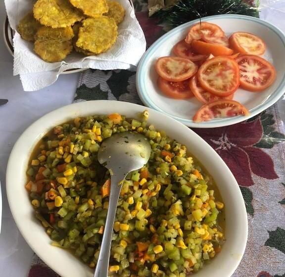 تختخواب و صبحانه Homestay