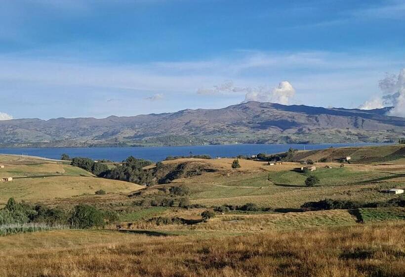مبيت وإفطار Lago De Tota Playa Blanca Glamping Kairos