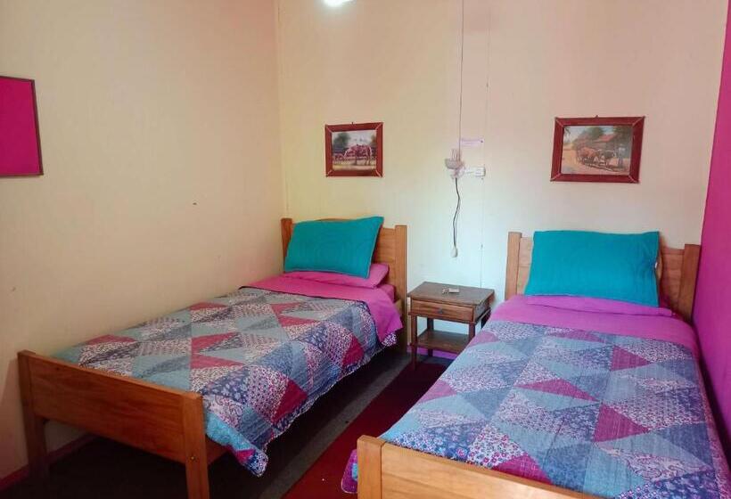 تختخواب و صبحانه Residencial Ortega