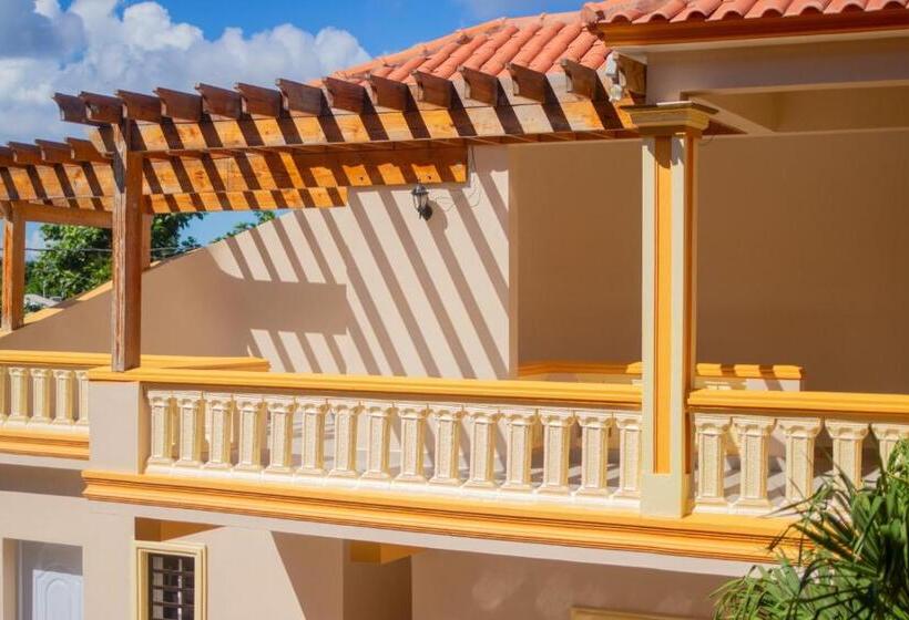 Diosamar Hotel Y Suites