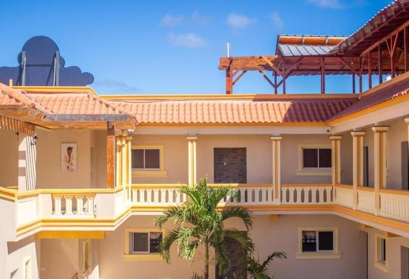Diosamar Hotel Y Suites
