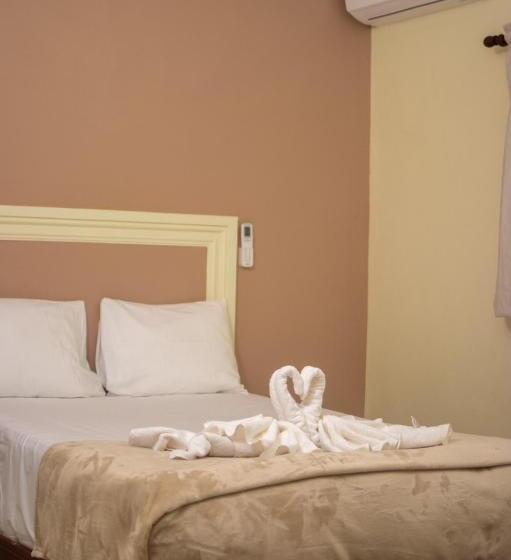 Diosamar Hotel Y Suites