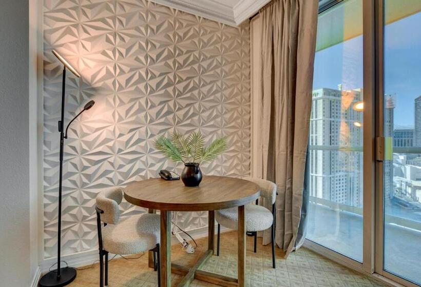 Elite Studio Mgm Signature Balcony Strip View