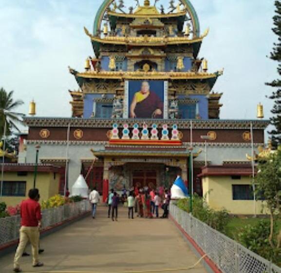 فندق Bota Royal Luxury Suites,koppa