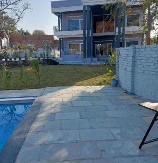 هتل Inn gulmarg