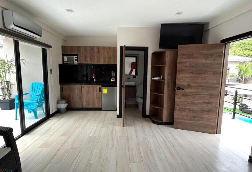 هتل Ocean Drive Lodge