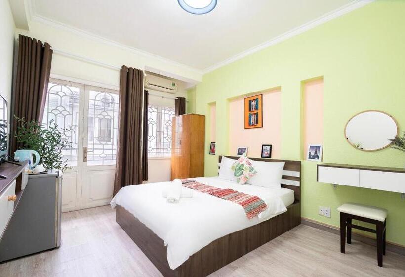 هتل Planet Homestay