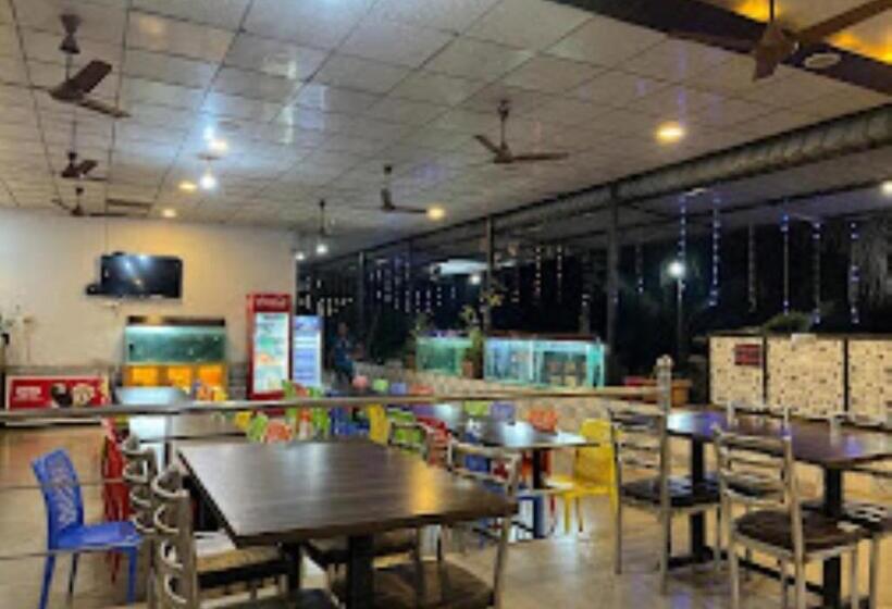 فندق Vrindavan Ratnagiri