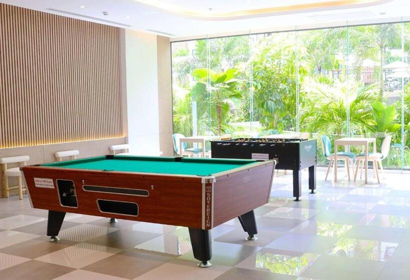 ホテル Wyndham Jomtien Pattaya