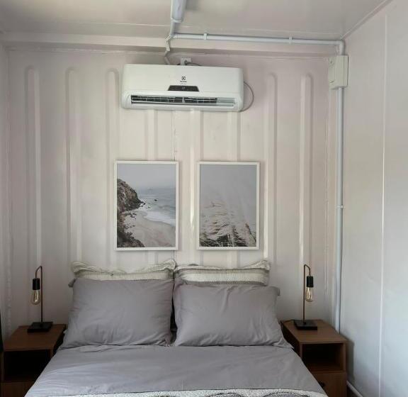 ペンション Container Guest House