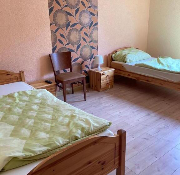 بنسيون Monteurunterkunft Oberhausen Rheinhausen