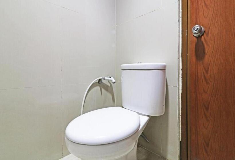 پانسیون Paus Guest House Pekanbaru