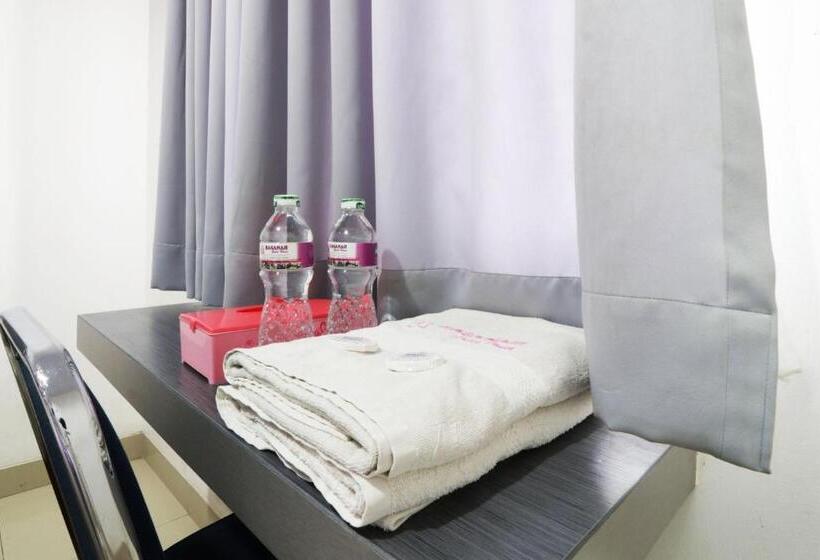 پانسیون Paus Guest House Pekanbaru
