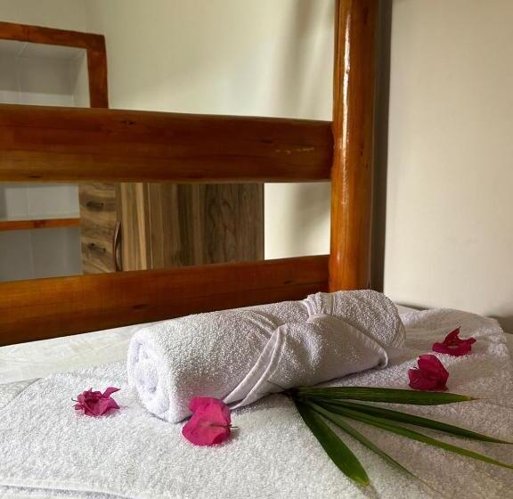 הוסטל Imperio Dos Bambus Suites