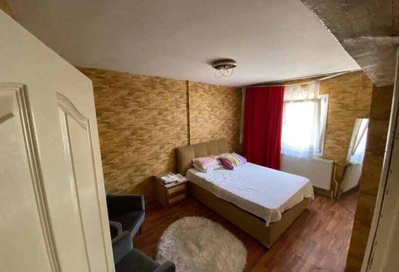 هاستل Kuzey’s Home