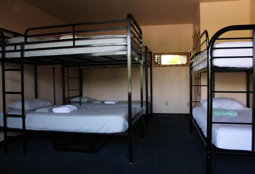 Ashland Commons Hostel