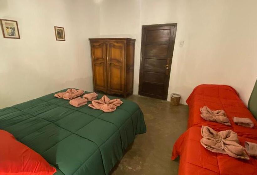 تختخواب و صبحانه El Cortijo Tinogasta