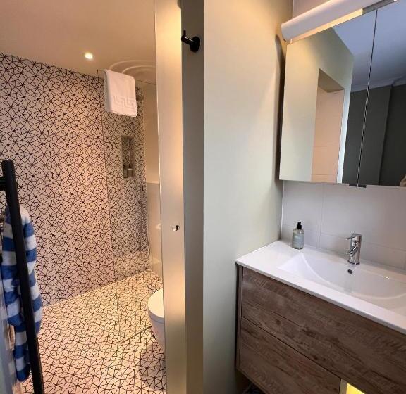 هتل Lido Townhouse