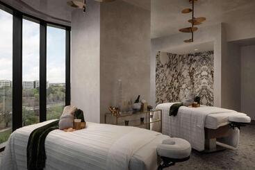 هتل Thompson Houston, By Hyatt