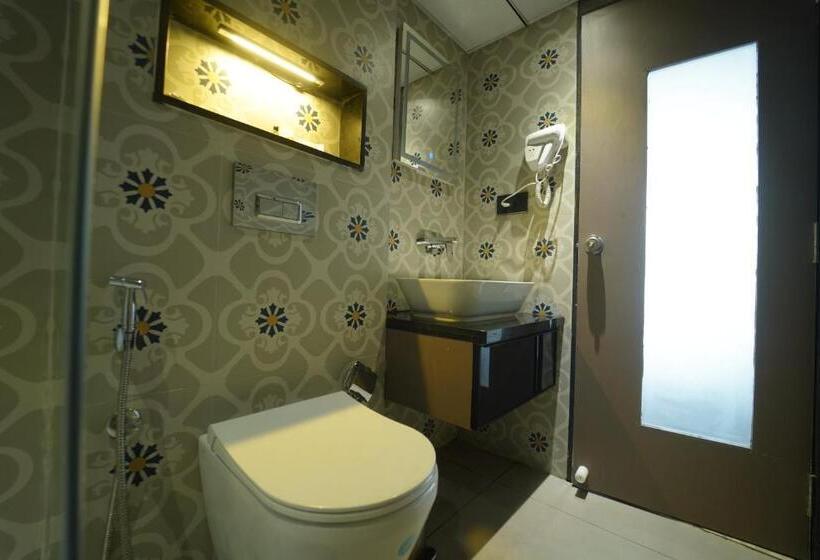 호텔 Yuvraj Le Royale