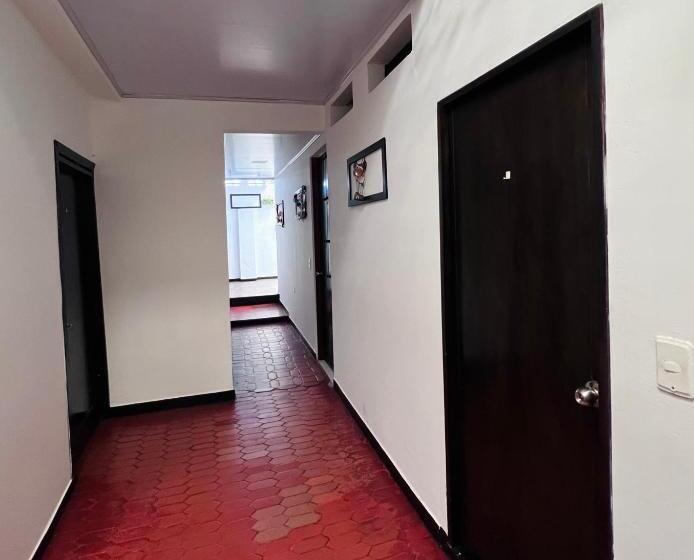 پانسیون Casa Cabieles Hostal