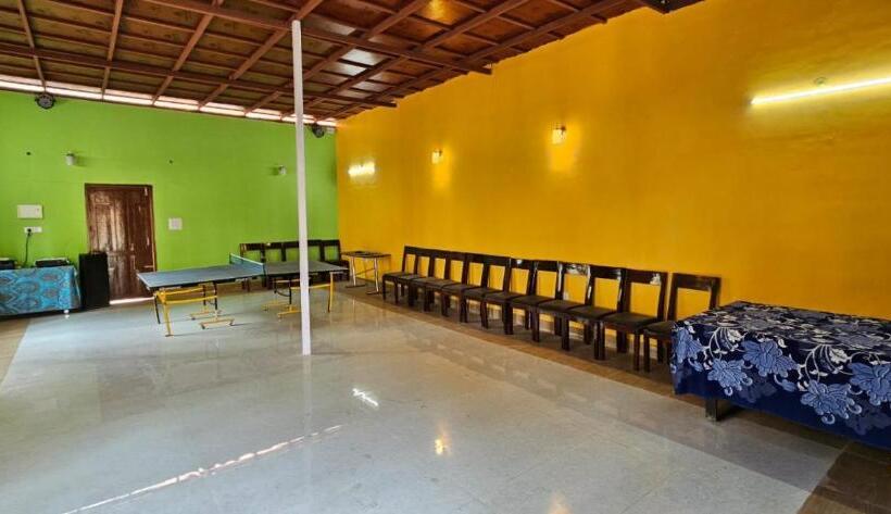 אתר נופש Shiv Forest Villas