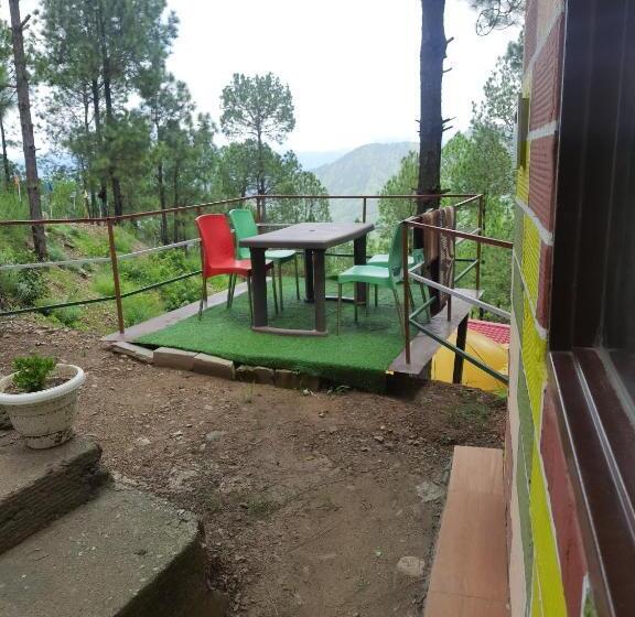 אתר נופש Shiv Forest Villas