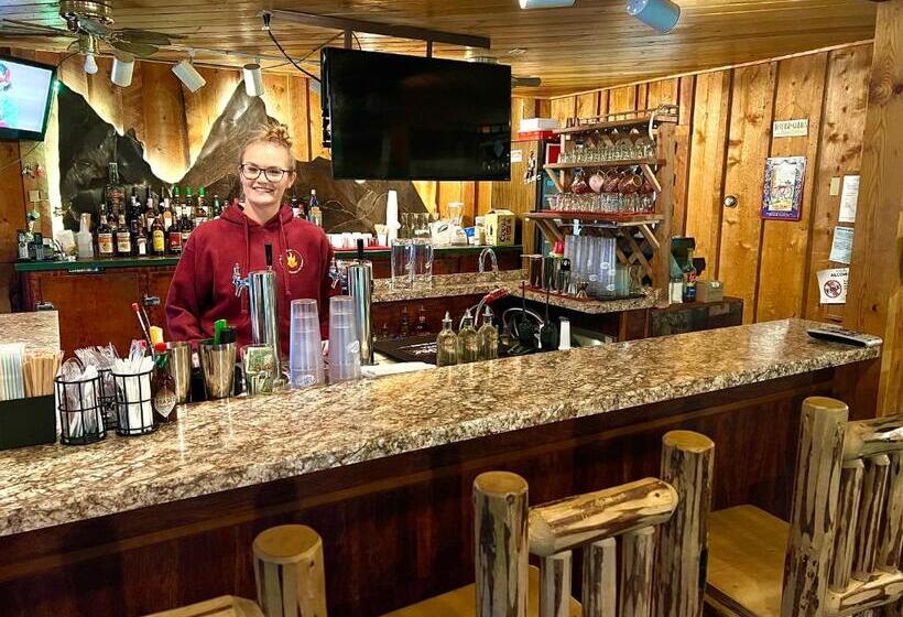 Triple G’s Resort   Cabin 11