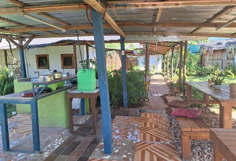 فندق صغير Genevieve Guest House