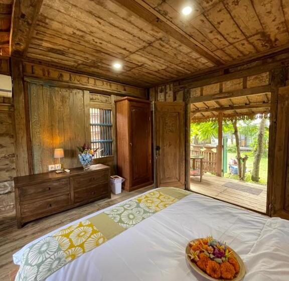 مبيت وإفطار Oemah Gebagan 78 Pertiwi Room