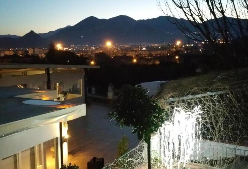 تختخواب و صبحانه Villa Nasti Luxury Bed Taurasi Room