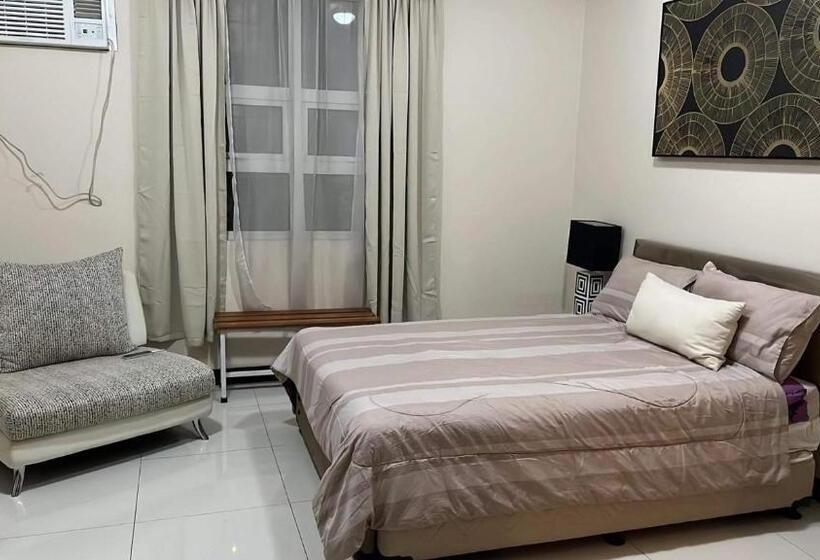 فندق 101 Nb Samspacious Accomodation Place