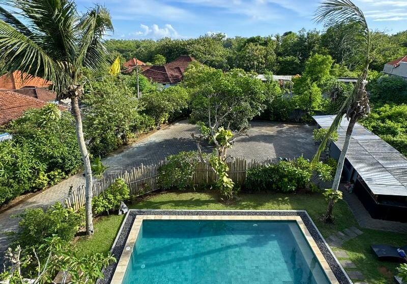 هتل Pondok Sentana Guest House