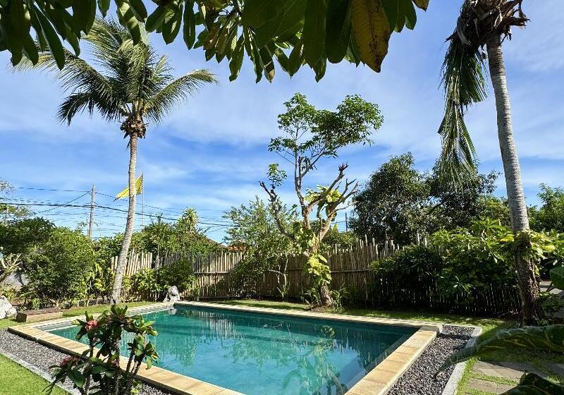 هتل Pondok Sentana Guest House