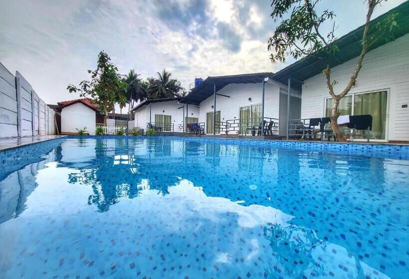هتل Rashiva Resort