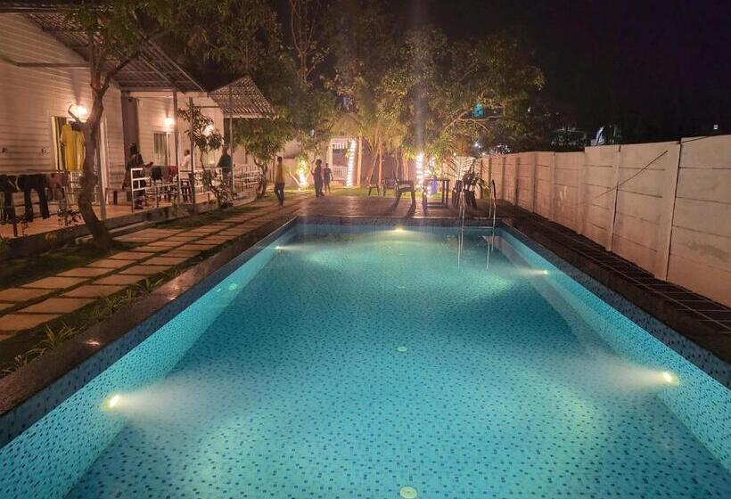 هتل Rashiva Resort