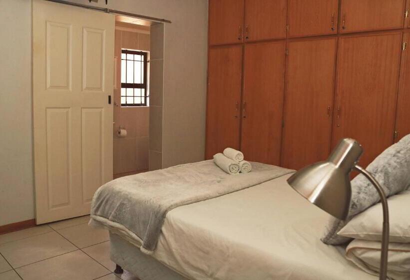 בית מלון כפרי Renosterberg By Klg