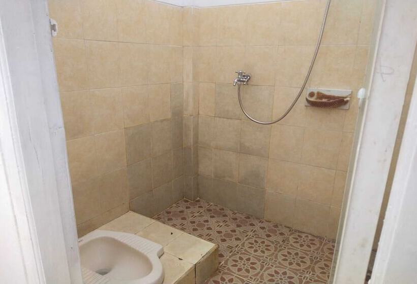 هتل Spot On 93478 Amanda Residence Syariah